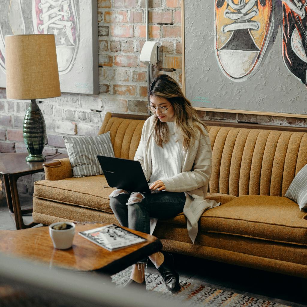 数字营销人：百度SEM广告计划要不要区分设备？从成本管控到精准投放的关键抉择